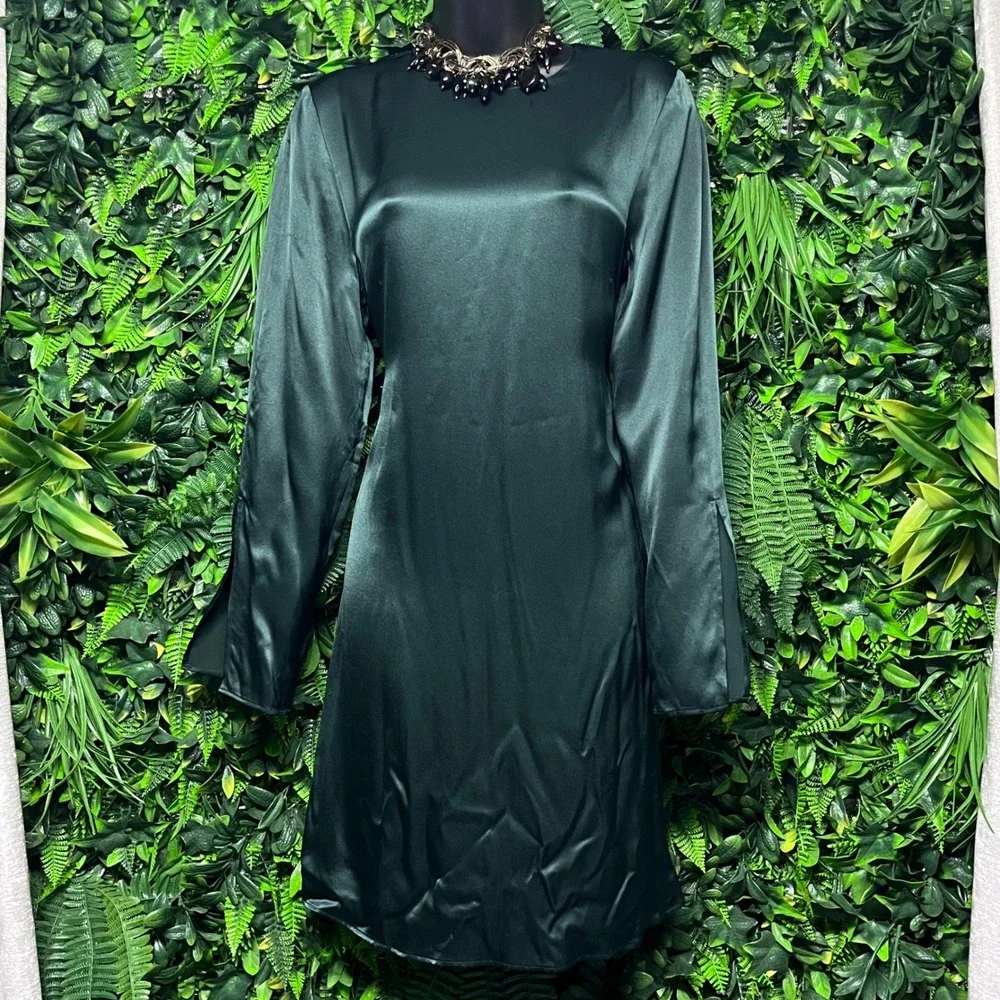 Banana Republic Dress Small Green 100% Silk Abril Satin Mini Long Sleeve 3846 - Picture 2 of 7